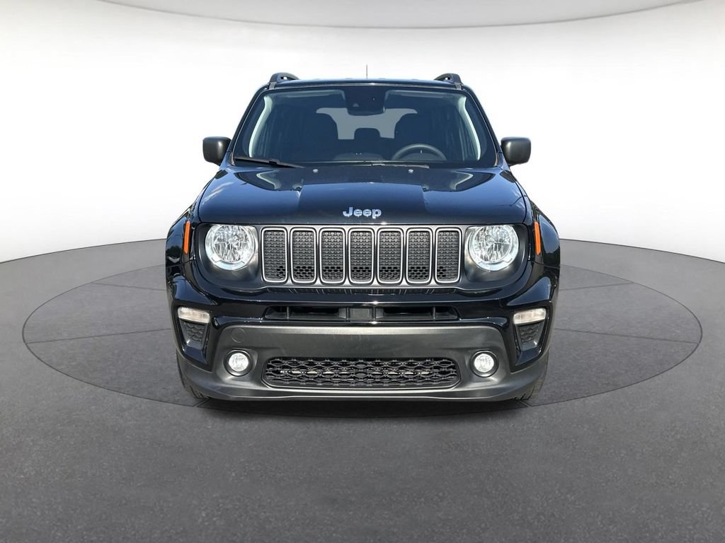 Certified 2022 Jeep Renegade Latitude AWD/4WD image 9