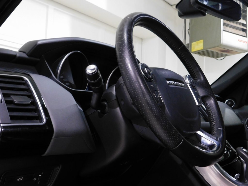 Used 2014 Land Rover Range Rover Sport HSE image 31