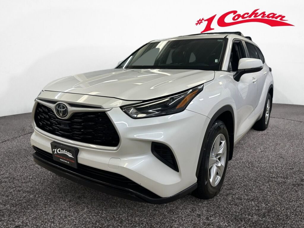 Used 2023 Toyota Highlander L FWD image 32