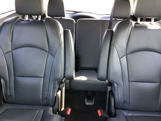 Used 2020 Buick Enclave Essence image 25