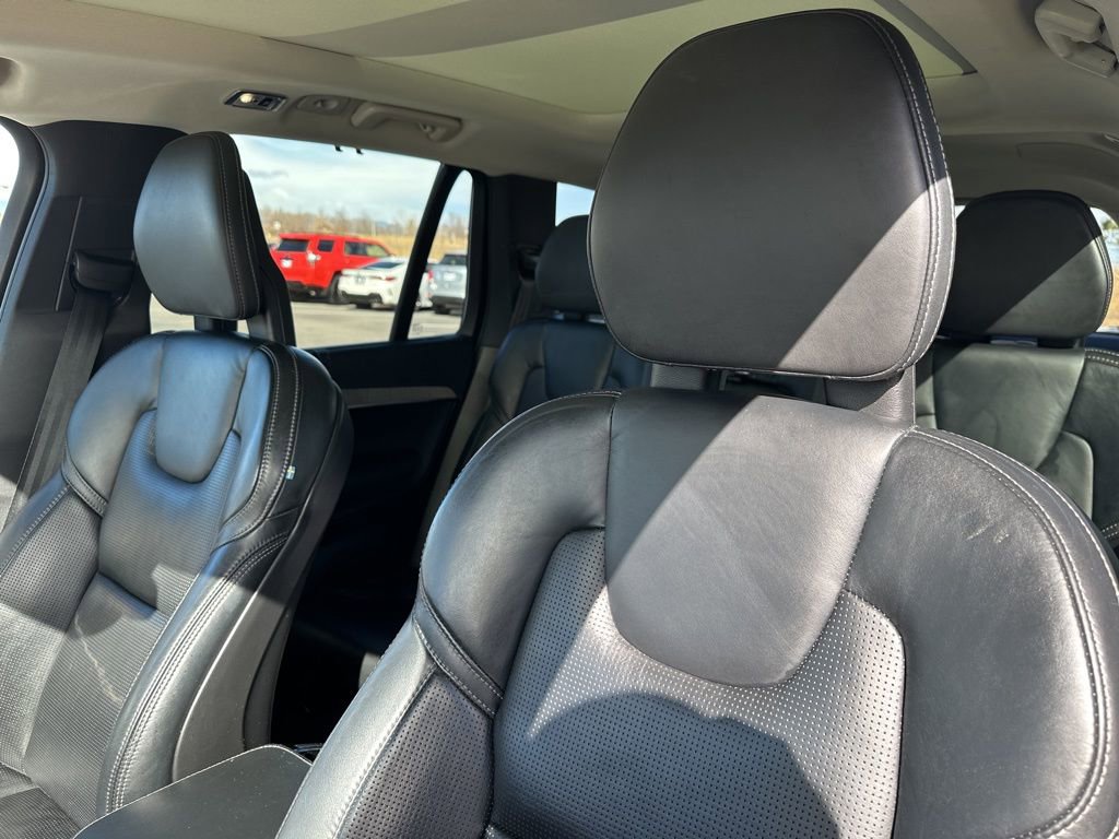 Used 2021 Volvo XC90 T6 Inscription w/ Protection Package Premier image 14