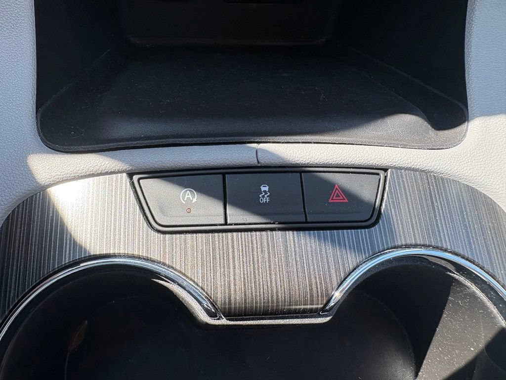 Used 2023 GMC Acadia SLT w/ Preferred Package AWD/4WD image 24