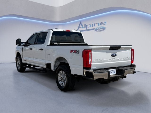 Used 2023 Ford F250 XLT w/ FX4 Off-Road Package AWD/4WD image 3