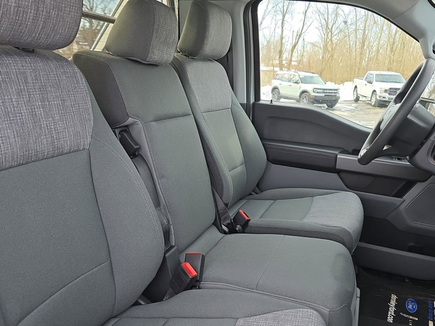 New 2025 Ford F250 XLT w/ 360-Degree Camera Package image 35