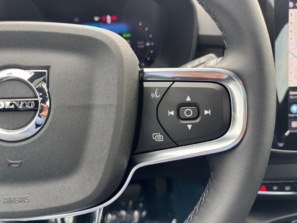Certified 2023 Volvo XC40 Recharge Plus w/ Protection Package Premier AWD/4WD image 18