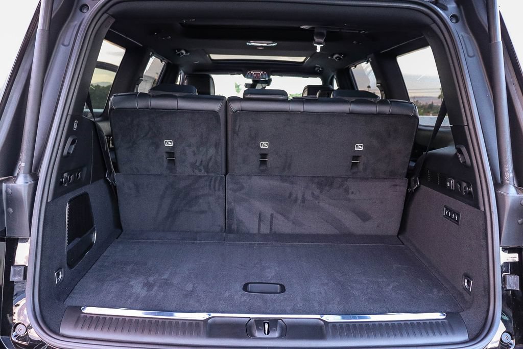 New 2026 Jeep Grand Wagoneer Summit AWD/4WD image 30