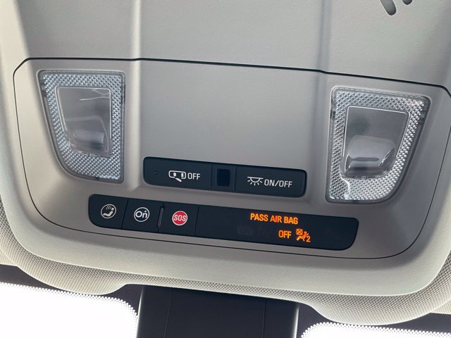 Used 2021 Chevrolet Equinox LS w/ LS Convenience Package FWD image 16