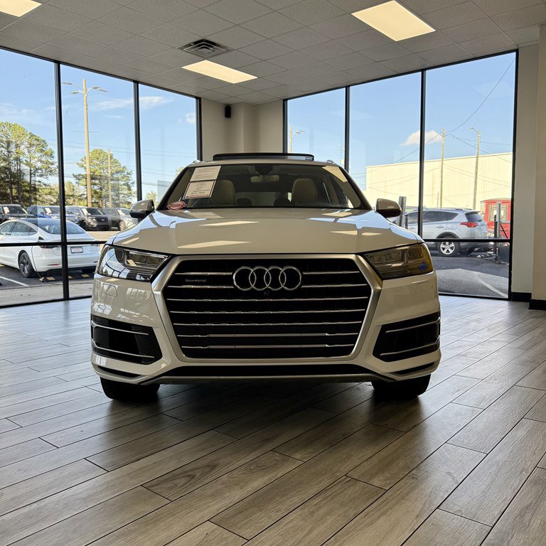 Used 2017 Audi Q7 3.0T Premium Plus image 2