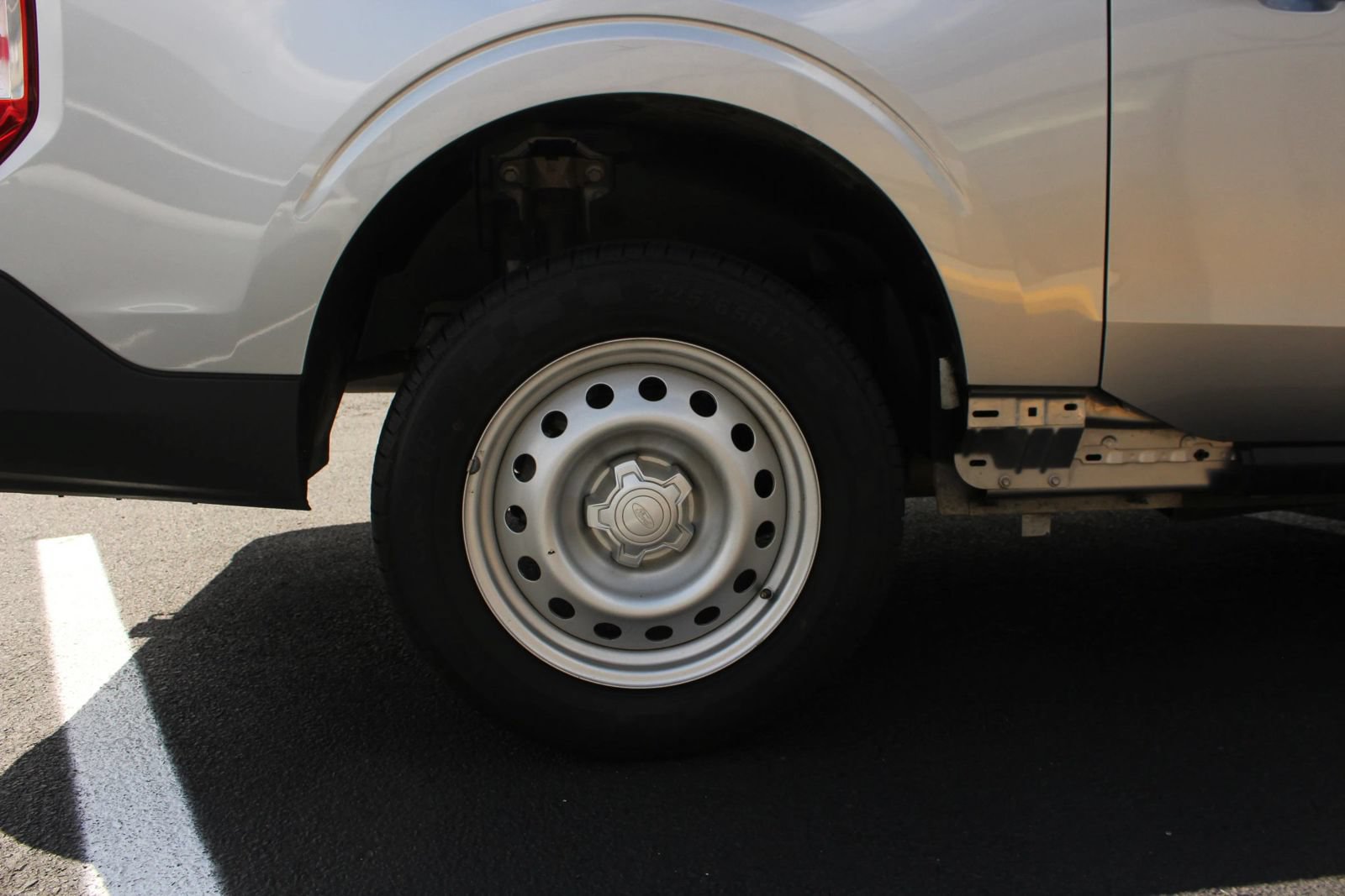 Used 2022 Ford Maverick XL FWD image 8