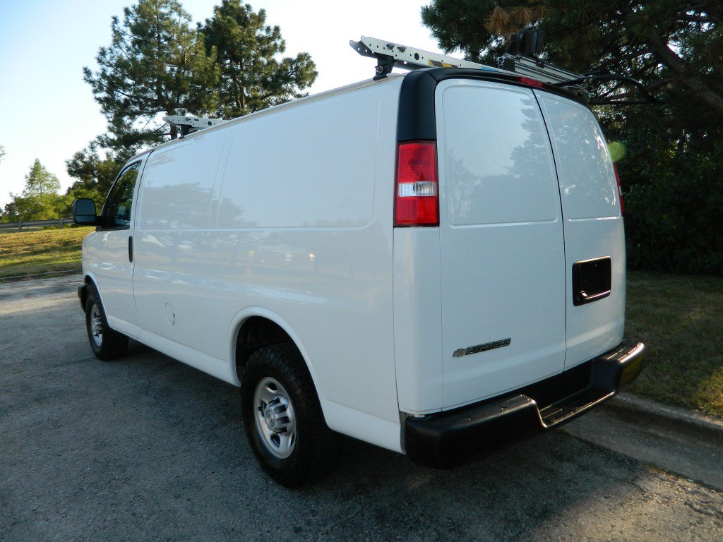 Used 2020 Chevrolet Express 2500 w/ Communications Package RWD image 6