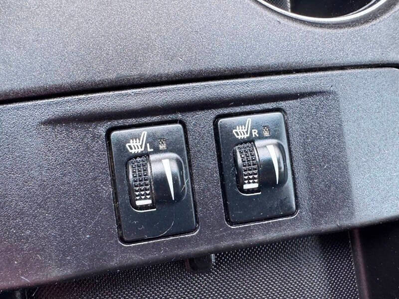 Used 2017 Toyota Camry XLE image 21