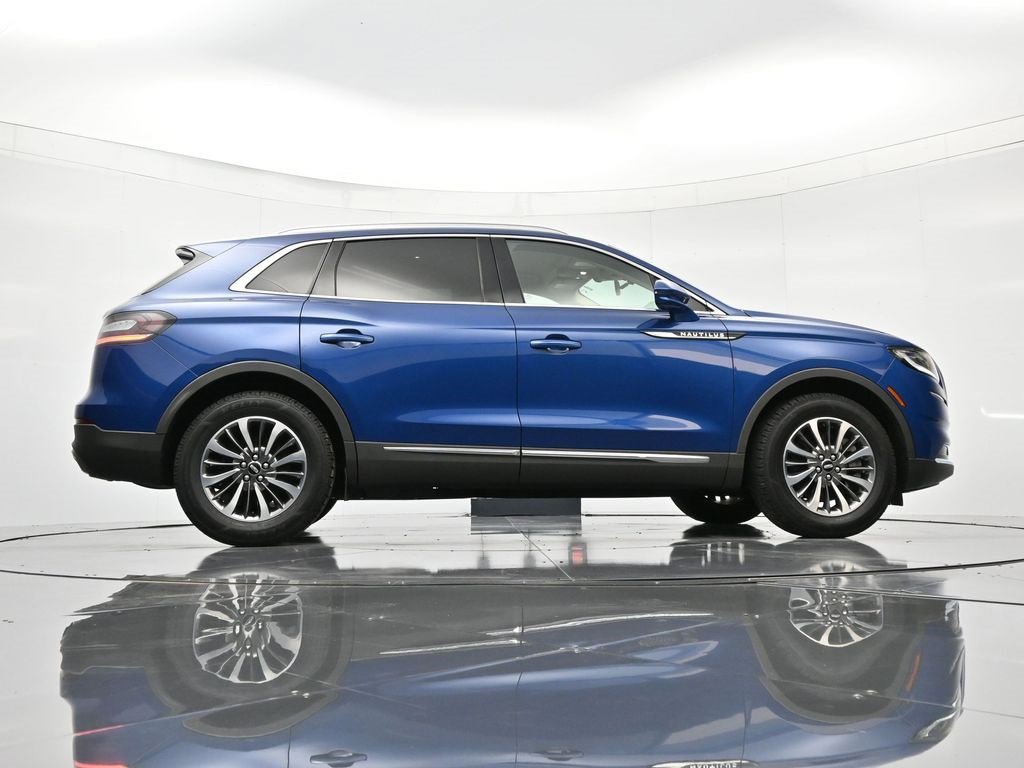 Used 2021 Lincoln Nautilus FWD w/ Equipment Group 101A image 38