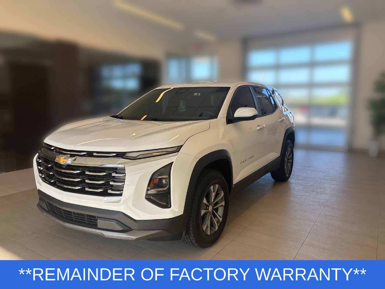 Used 2025 Chevrolet Equinox LT FWD image 4