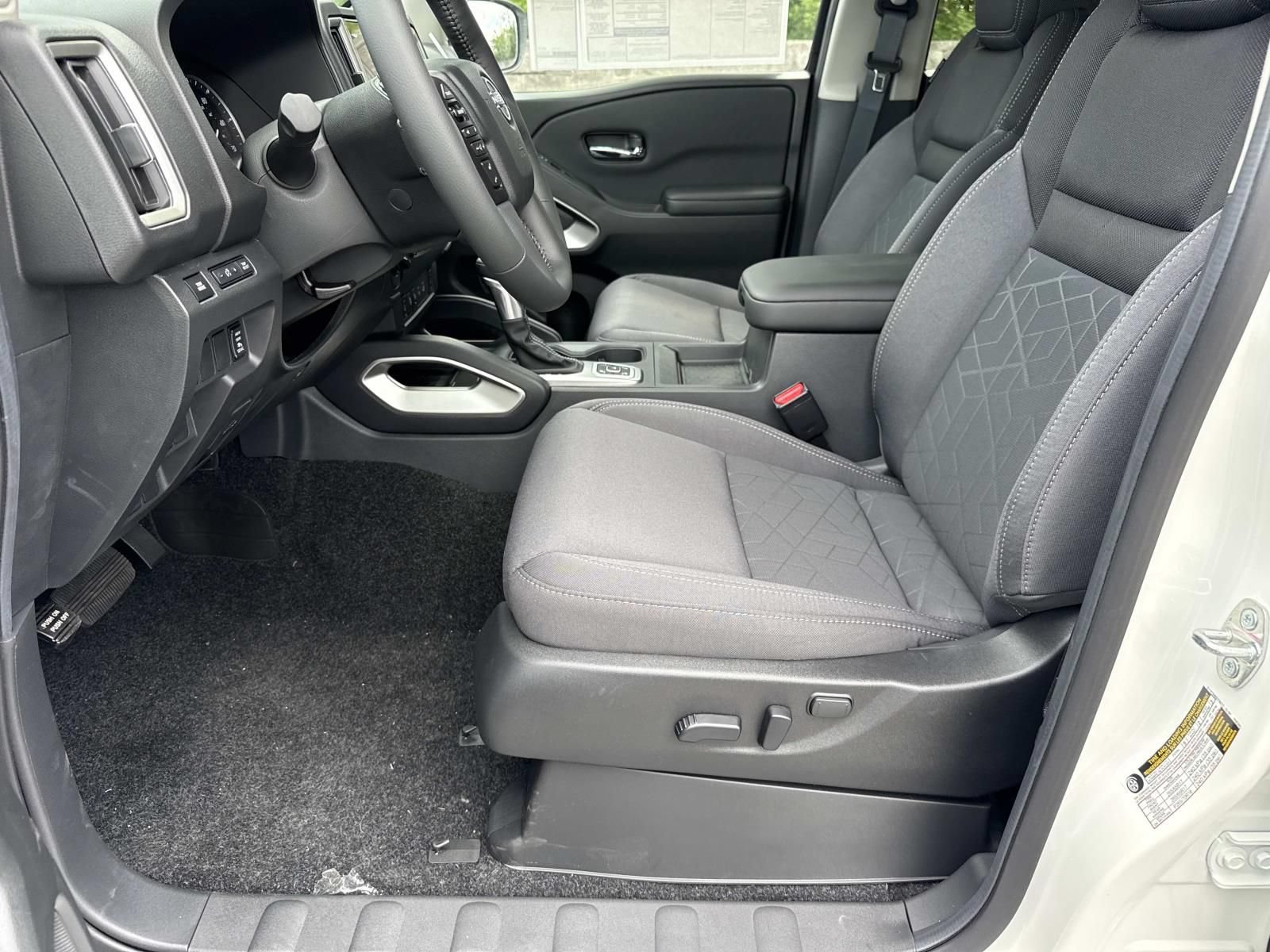 New 2026 Nissan Frontier SV w/ SV Convenience Package AWD/4WD image 29