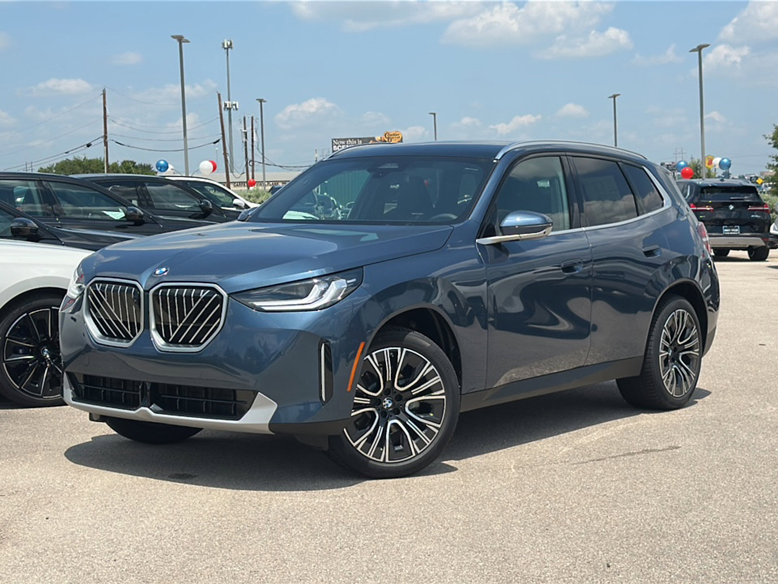 New 2025 BMW X3 xDrive30i w/ Premium Package image 2