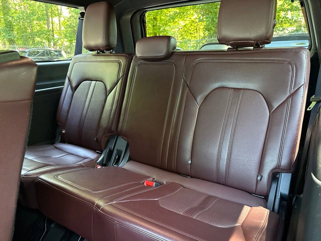 Used 2024 Ford Expedition Max Limited AWD/4WD image 28