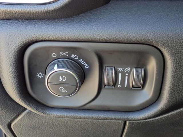 New 2026 RAM 2500 Laramie w/ Night Edition AWD/4WD image 16