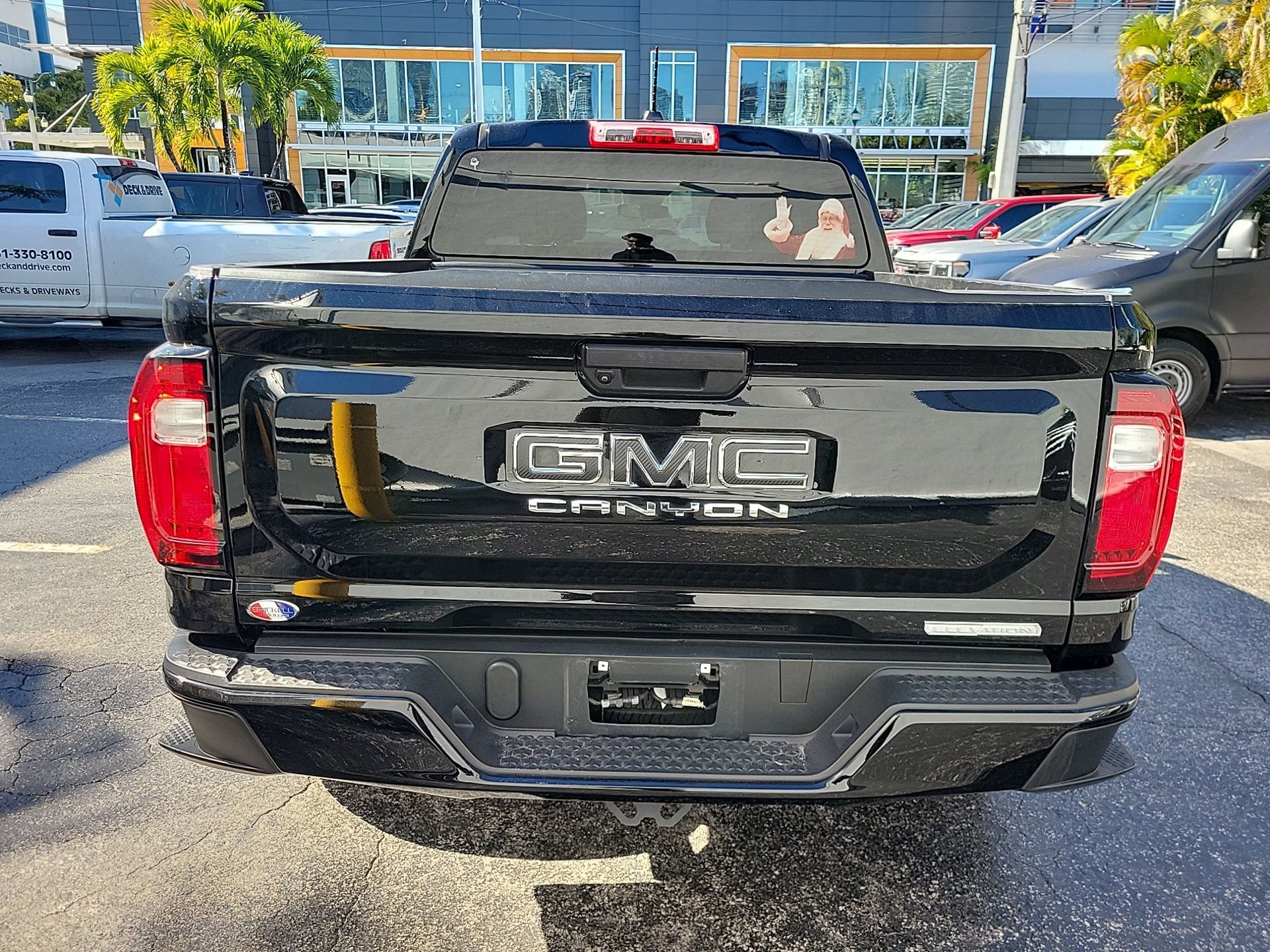 Used 2024 GMC Canyon Elevation image 14