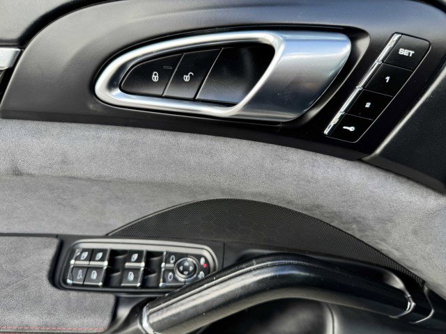 Used 2017 Porsche Cayenne GTS image 16