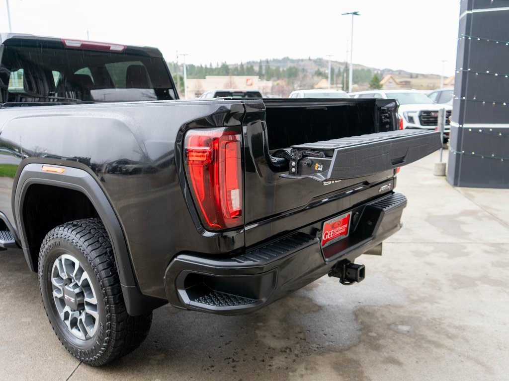 Used 2021 GMC Sierra 2500 AT4 image 34