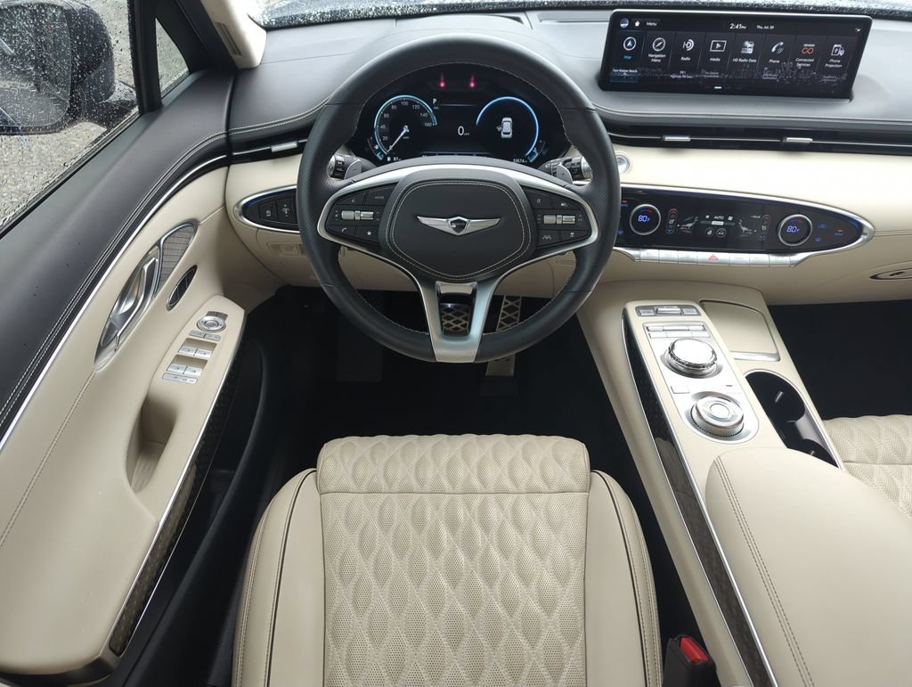 Used 2023 Genesis GV70 3.5T Sport w/ Sport Prestige Package AWD/4WD image 14