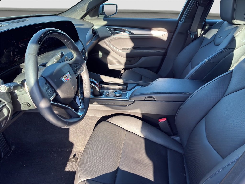 Used 2025 Cadillac CT5 Premium Luxury image 6