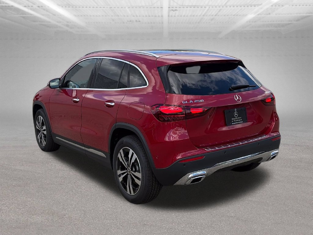 New 2026 Mercedes-Benz GLA 250 4MATIC image 3
