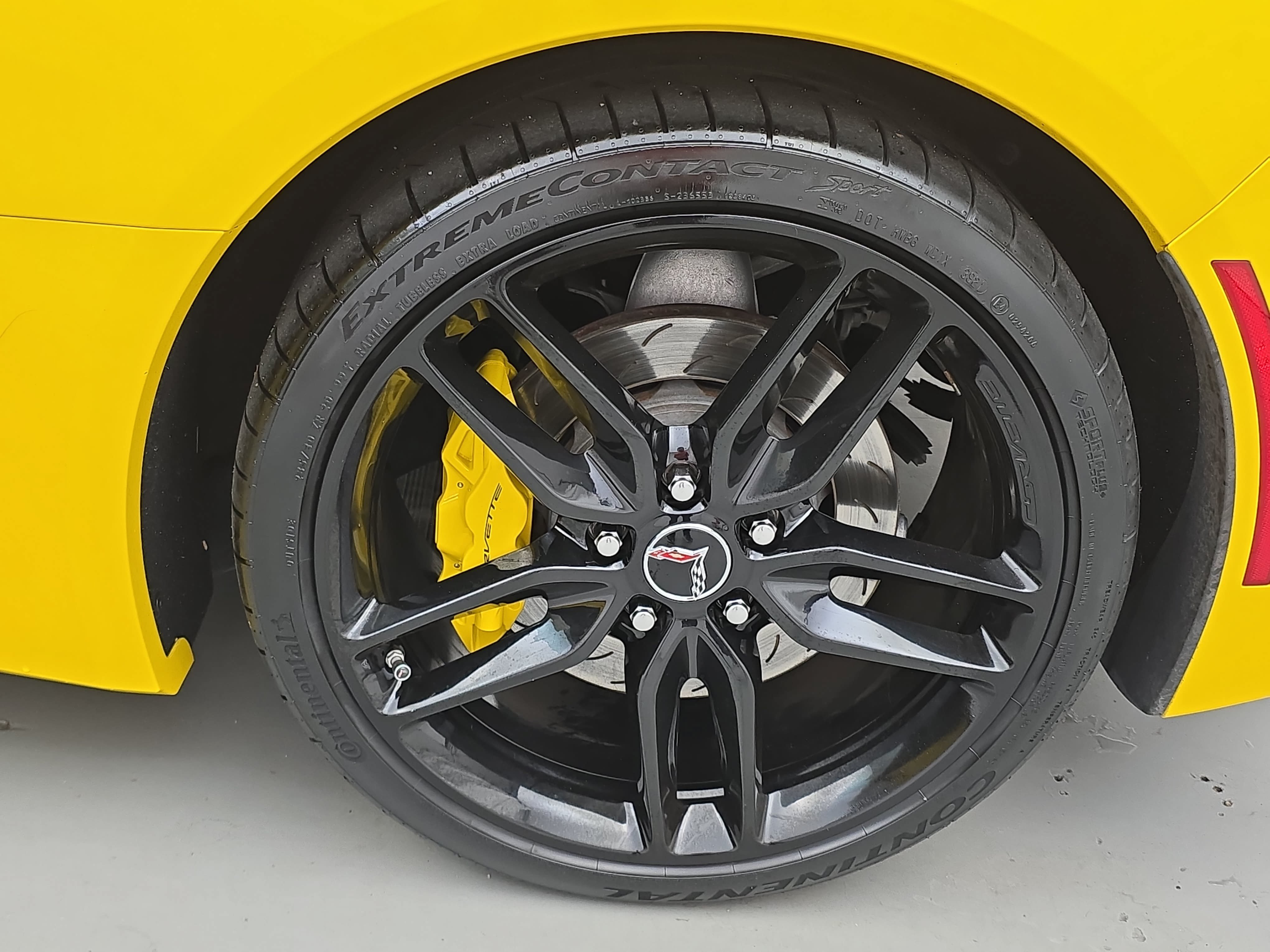 Used 2014 Chevrolet Corvette Stingray Coupe w/ 3LT Preferred Equipment Group RWD image 31