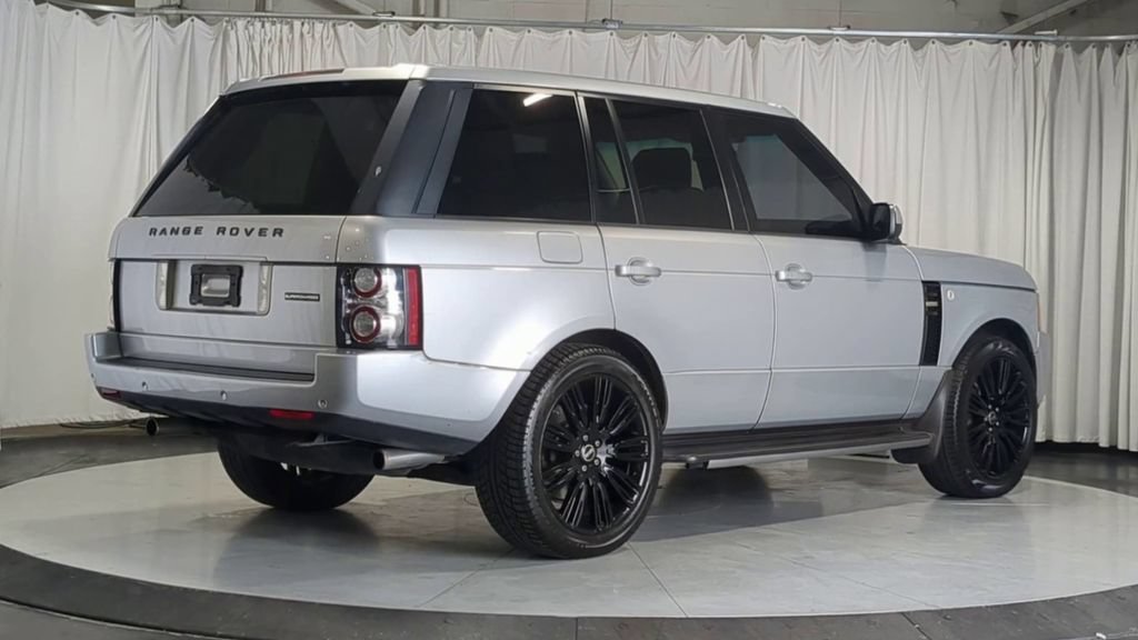 Used 2012 Land Rover Range Rover Supercharged AWD/4WD image 9
