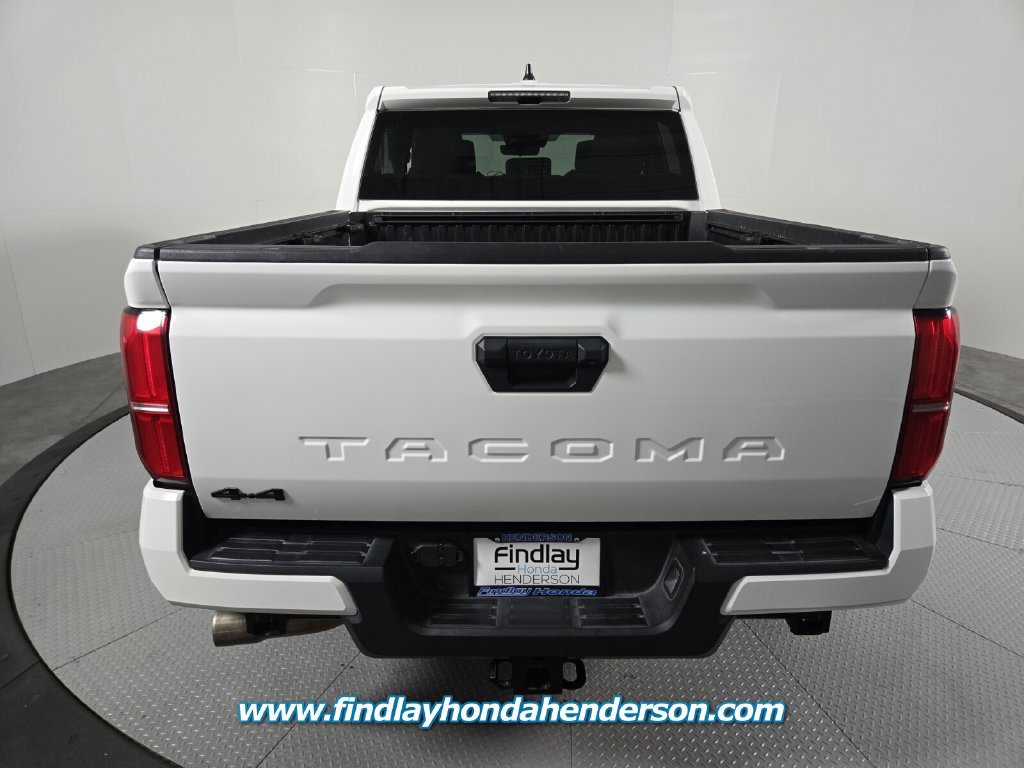Used 2024 Toyota Tacoma TRD Off-Road AWD/4WD image 5