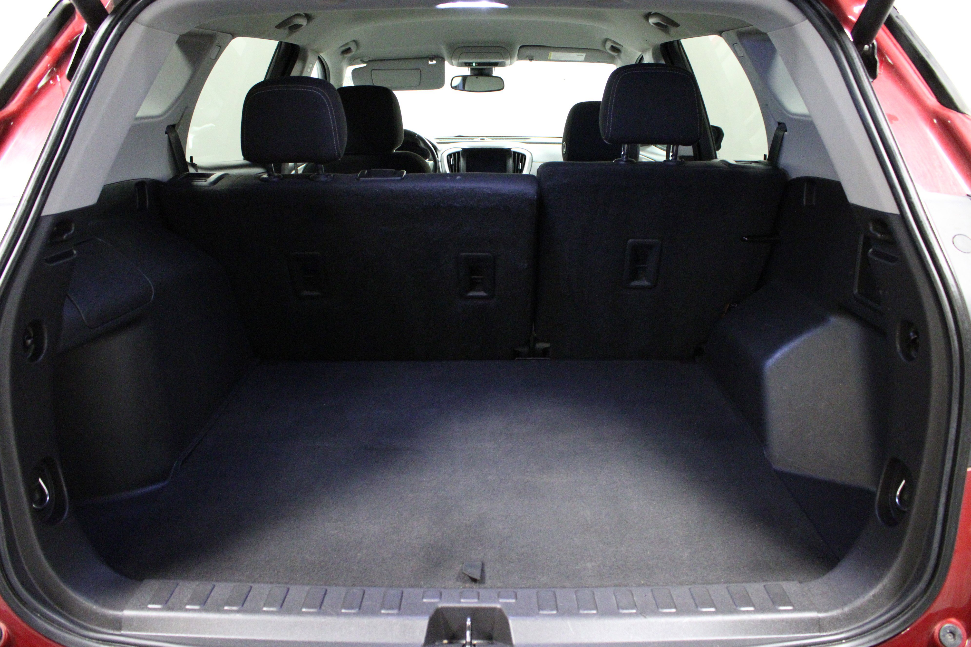 Used 2021 GMC Terrain SLE w/ Driver Convenience Package image 14