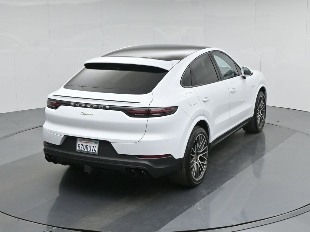 Used 2022 Porsche Cayenne E-Hybrid Coupe image 35