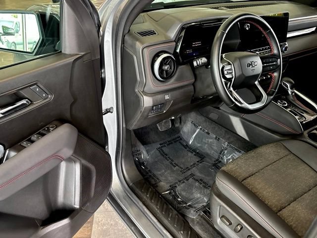 Used 2024 Chevrolet Colorado Z71 w/ Z71 Convenience Package 2 AWD/4WD image 20
