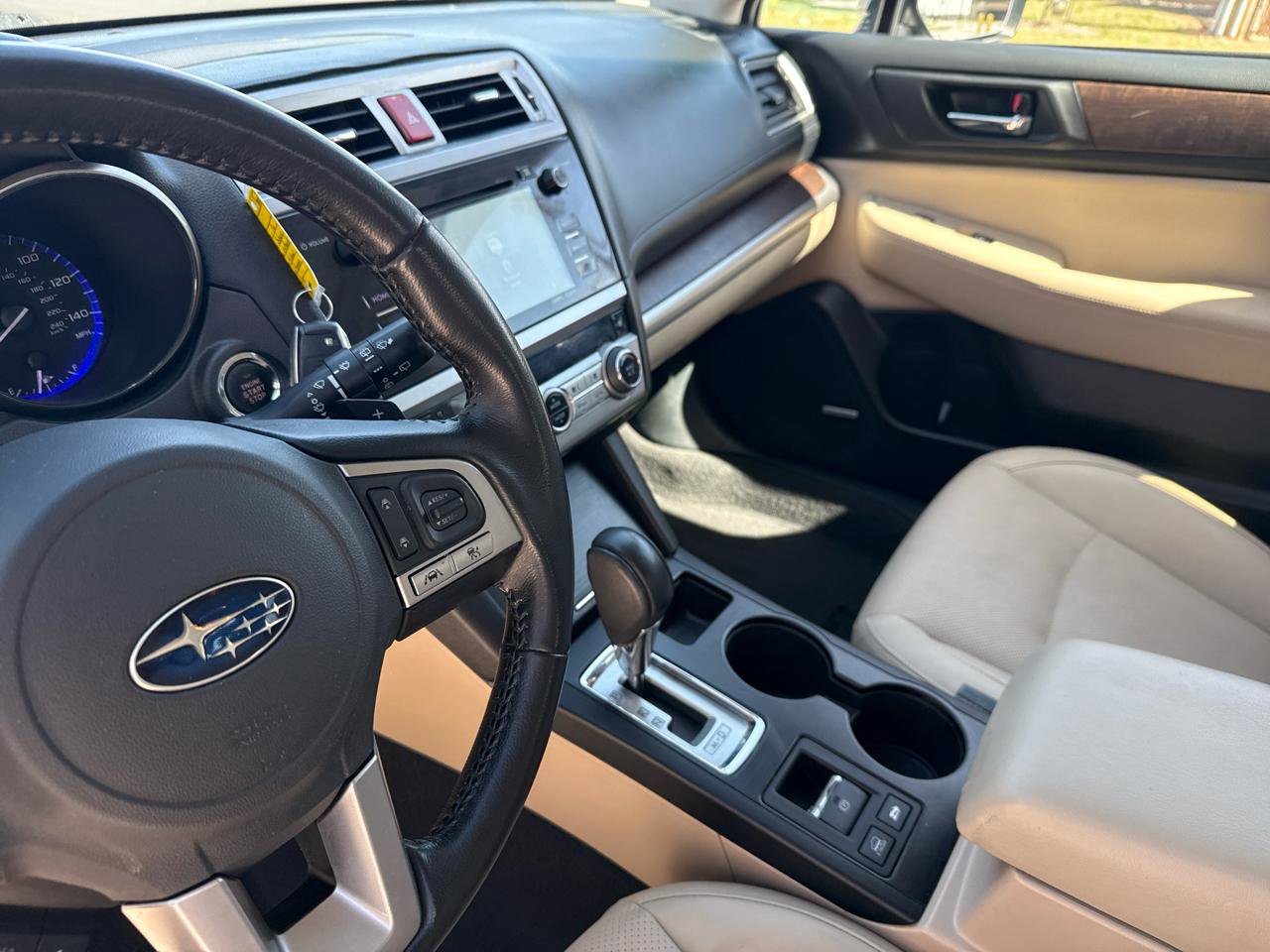 Used 2016 Subaru Outback 2.5i Limited AWD/4WD image 31