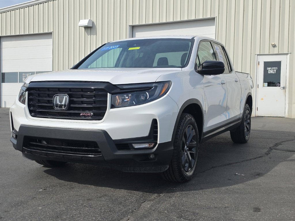 Certified 2023 Honda Ridgeline Sport image 6