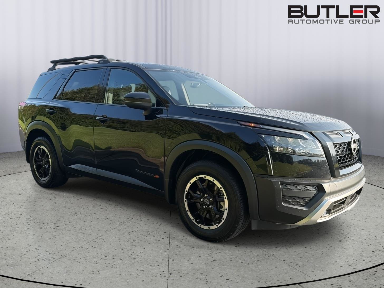 Used 2023 Nissan Pathfinder Rock Creek AWD/4WD image 6