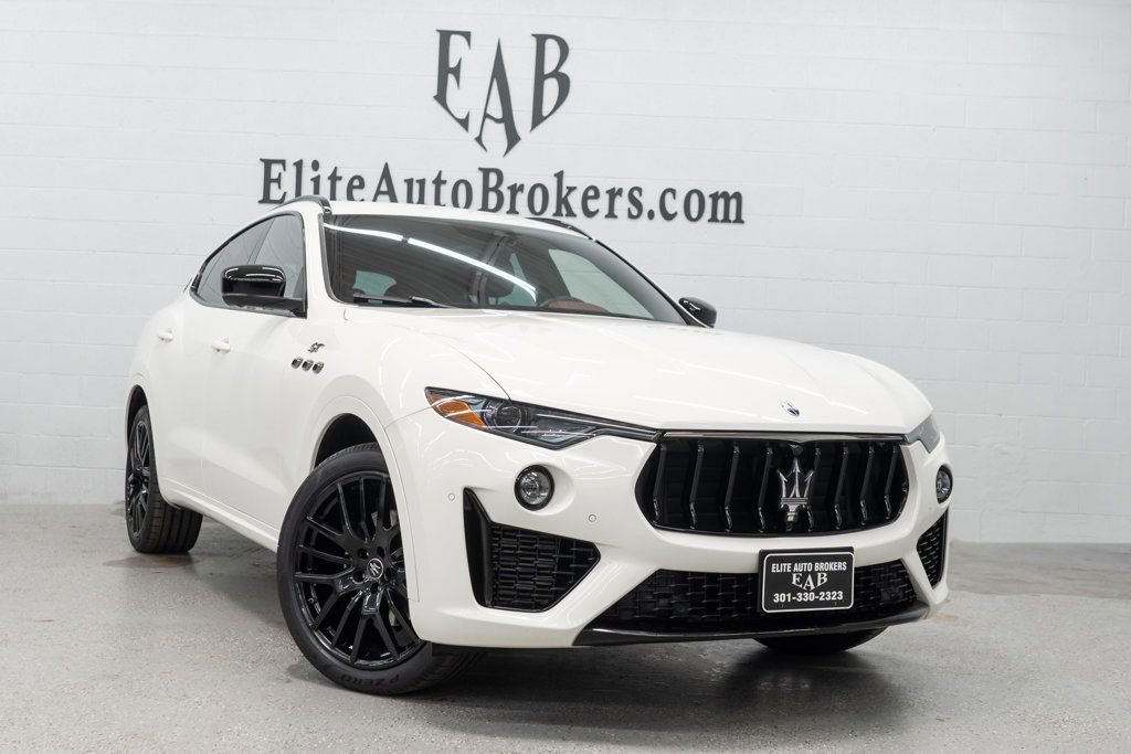 Used 2022 Maserati Levante GT AWD/4WD image 41
