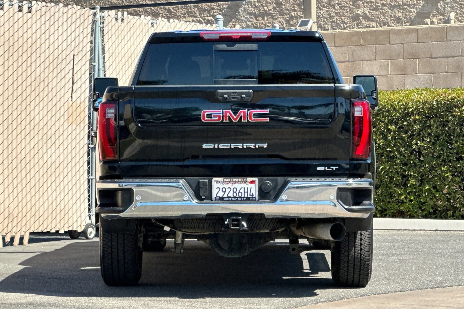 Certified 2025 GMC Sierra 2500 SLT w/ SLT Premium Package AWD/4WD image 5