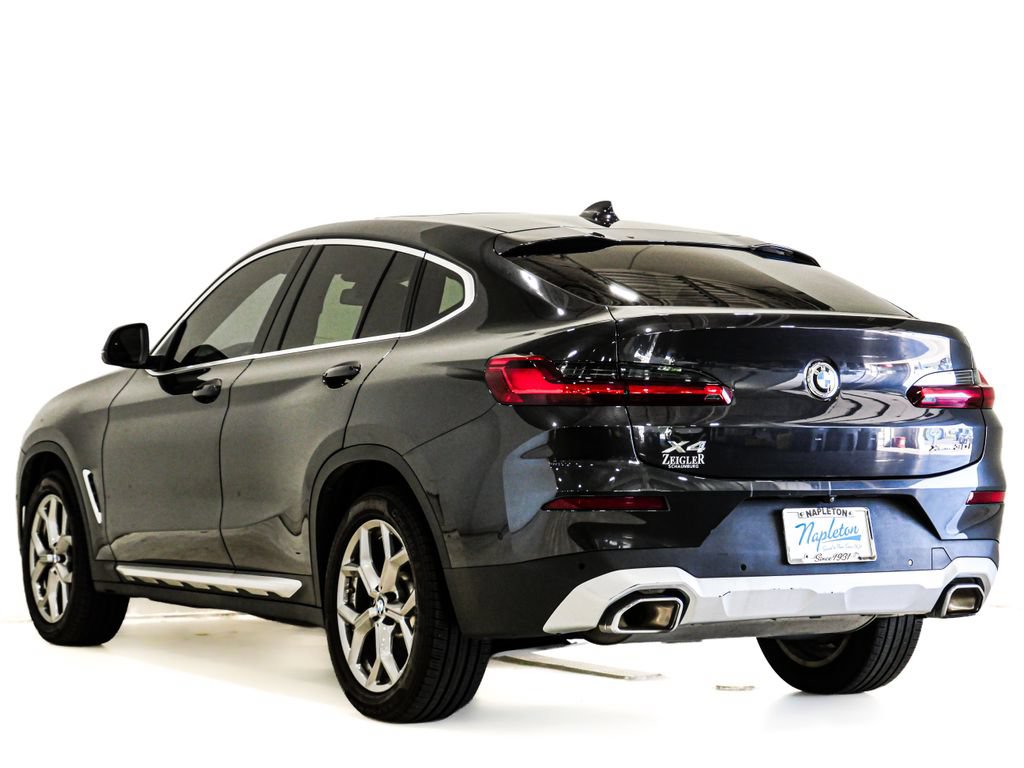 Used 2024 BMW X4 xDrive30i w/ Parking Assistance Package AWD/4WD image 9