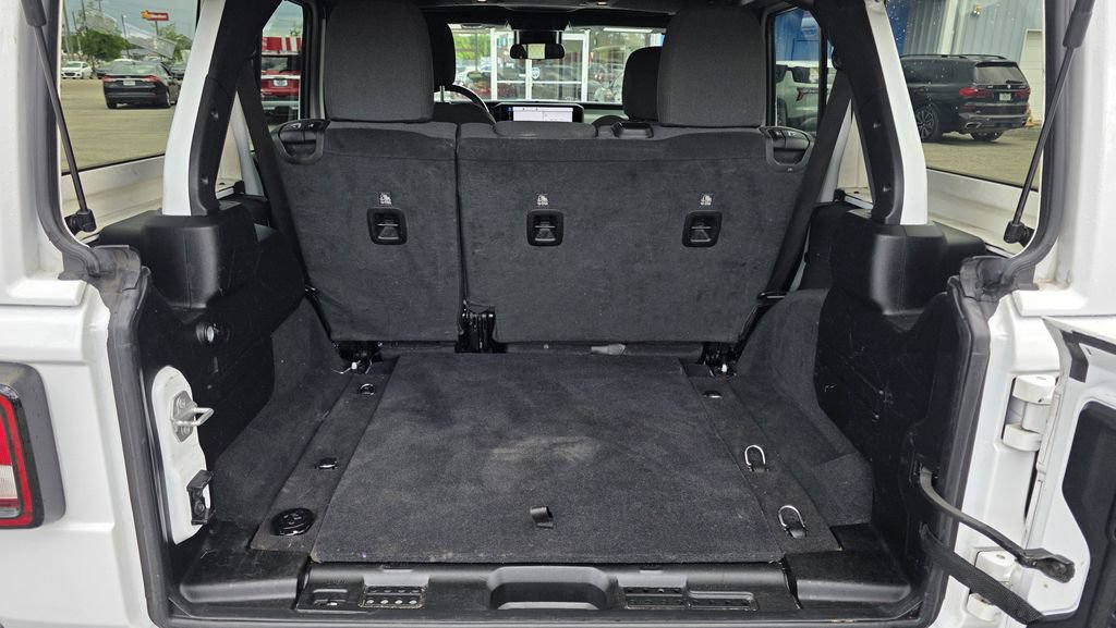 Used 2024 Jeep Wrangler Unlimited Sport AWD/4WD image 10