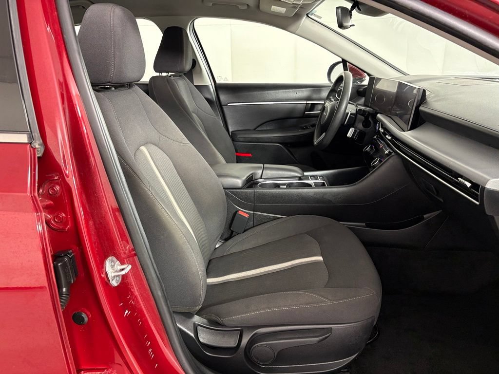 Used 2025 Hyundai Sonata SEL FWD image 47
