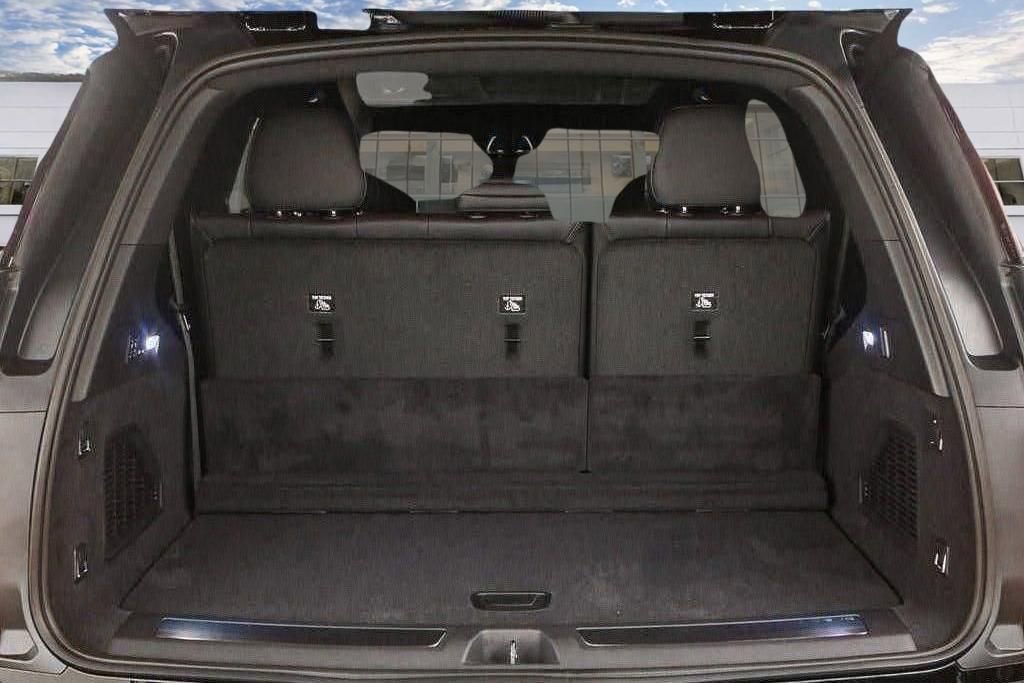 Certified 2026 Cadillac Escalade IQL Sport 1 AWD/4WD image 13