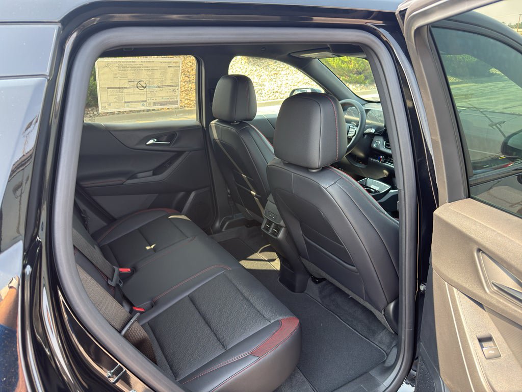 New 2027 Chevrolet Equinox RS w/ Convenience Package III AWD/4WD image 11