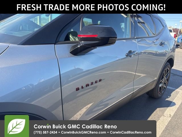 Used 2025 Chevrolet Blazer LT w/ Redline Edition image 3