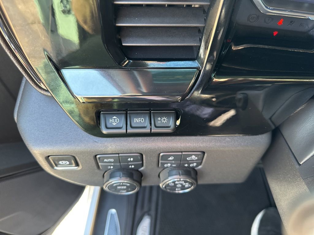 Used 2024 Chevrolet Silverado 1500 ZR2 w/ Technology Package image 11