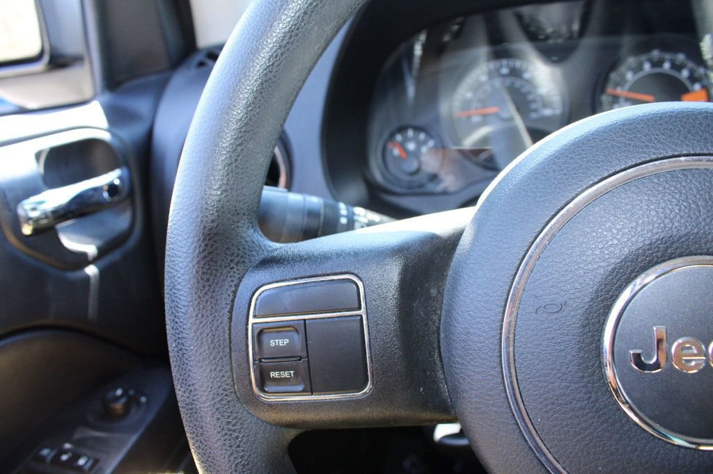 Used 2016 Jeep Compass Sport w/ Power Value Group image 30