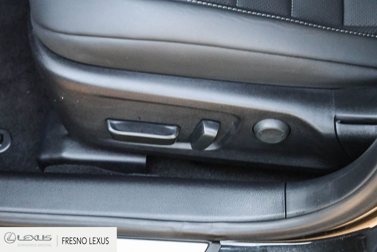 Used 2025 Lexus IS 350 F Sport w/ Navigation Package image 21