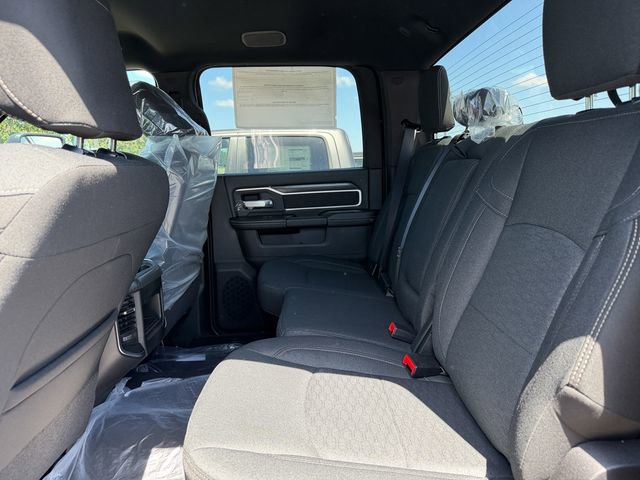 New 2026 RAM 3500 Big Horn AWD/4WD image 26