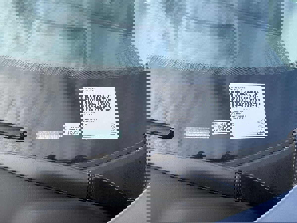 Used 2015 Tesla Model S 70 image 21