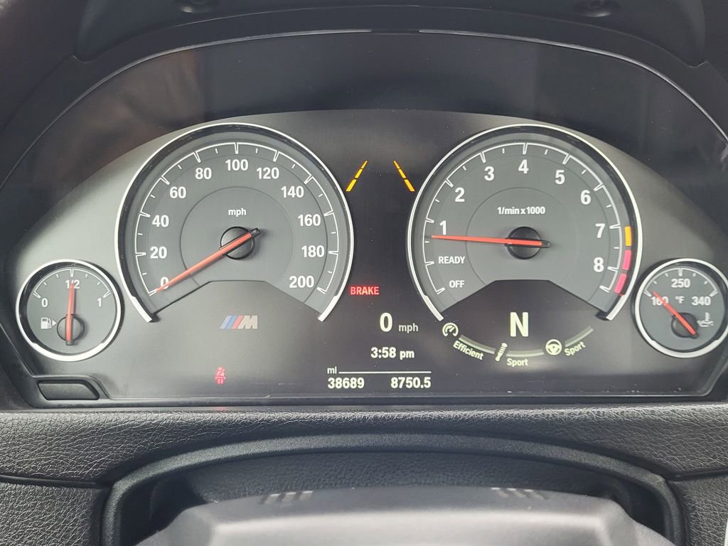 Used 2020 BMW M4 Convertible RWD image 23